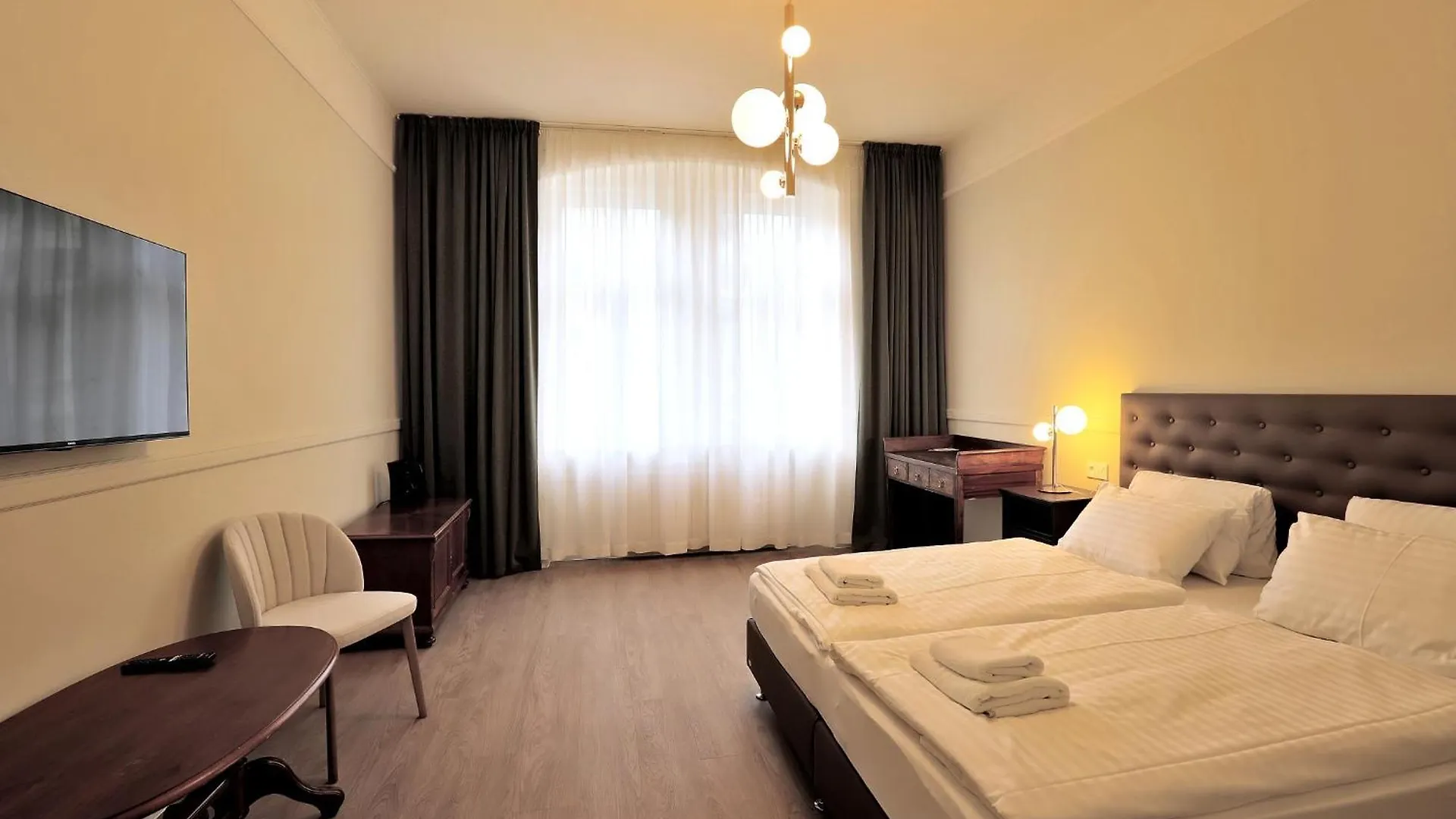 Hotel Kavalir Karlovy Vary 3*,  Czech Republic